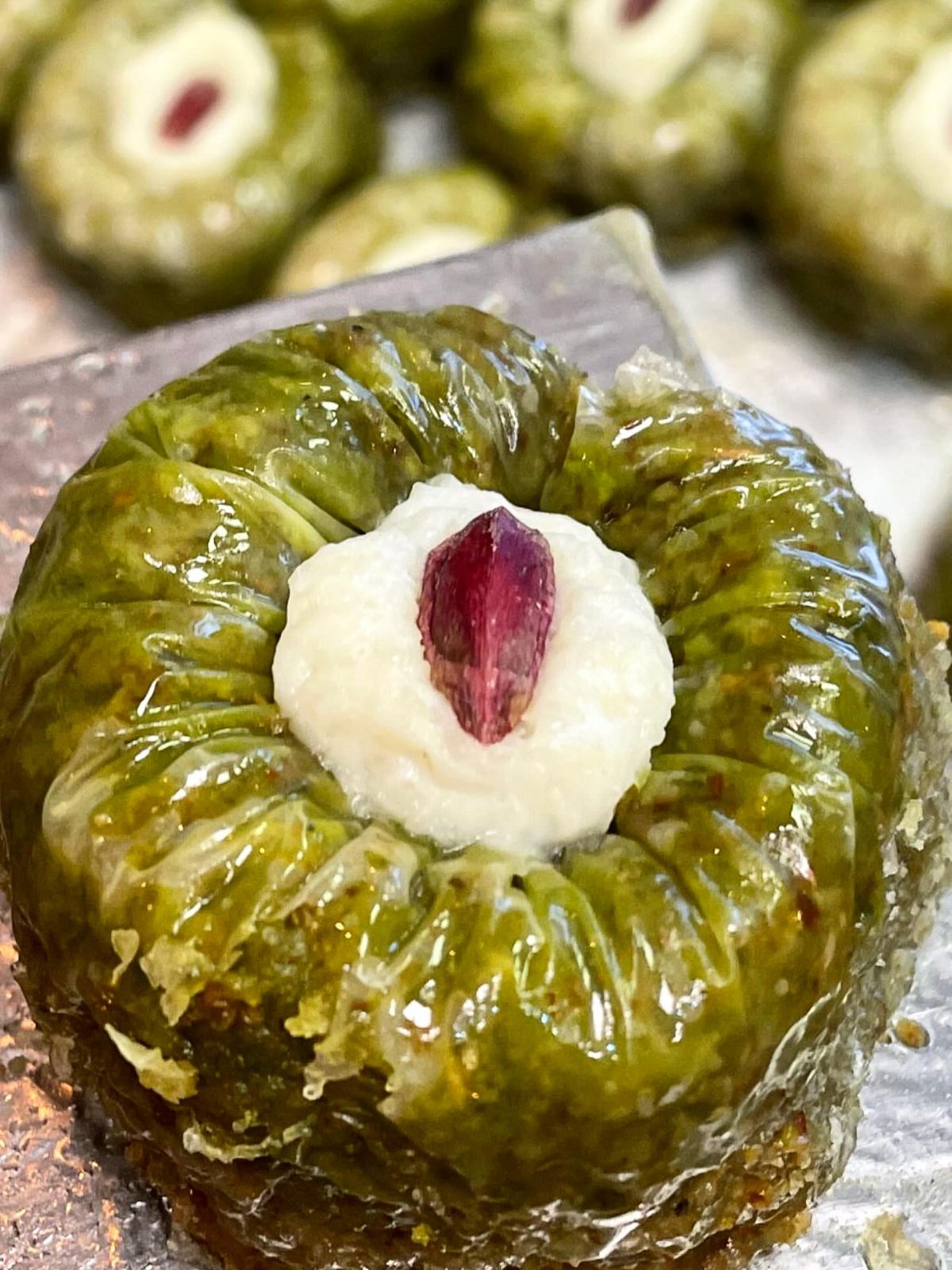 Kaymaklı fıstıklı baklava